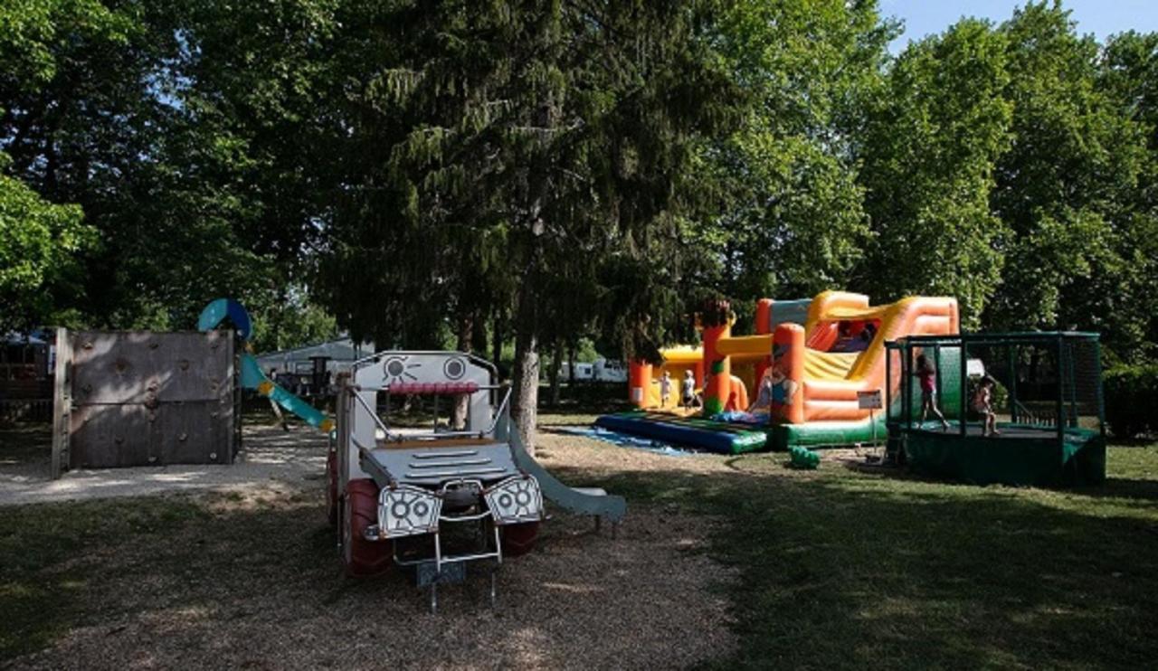 Camping La Belle Etoile Melun Zewnętrze zdjęcie